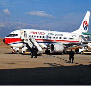 地窝堡空运代理航空快运业稳步发展的原因是什么？